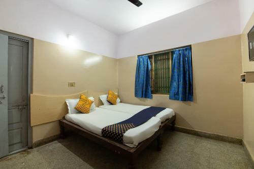 Hotel Spot On 66235 Samruddhi Lodge