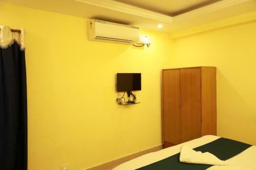 Hotel Sravanthy Inn