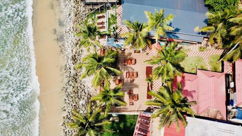 Hotel Black Beach Resort