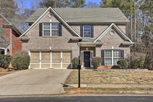 Quiet Home With Private Yard, 26 Mi To Atlanta!