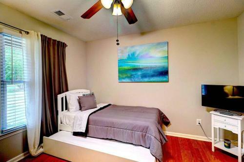 Villa Kennesaw Oasis -private Pool Comfy 4bdr Sleeps 14+