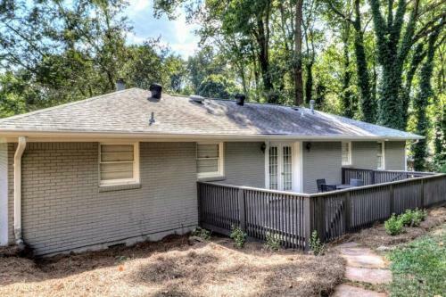 Smyrna Mableton Renovated! Clean! Comfortable! Md