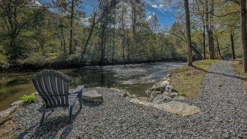 Ellijay River Dreams By Escape To Blue Ridge