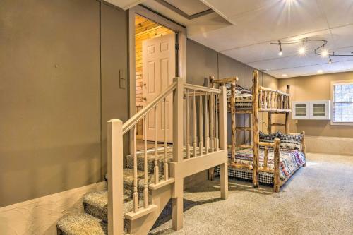 Pet-friendly Ellijay House With On-site Creek!