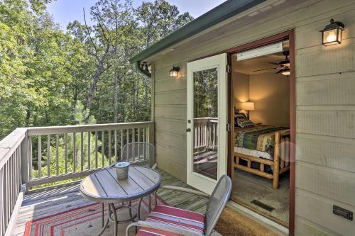 Lovely Ellijay Cabin With Community Pool Access