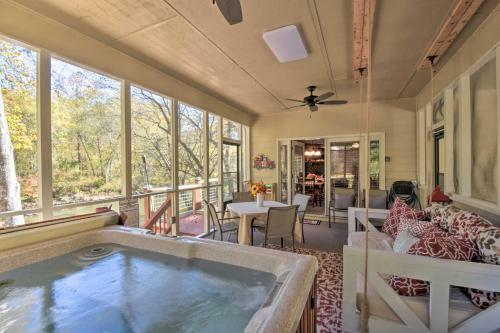 Riverfront Ellijay Home With Deck And Hot Tub
