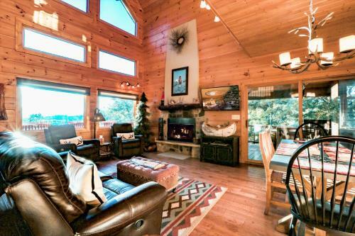 Among The Pines - Above The Rest Luxury Cabins