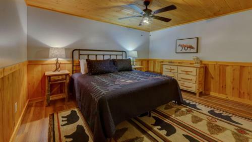 Bear Paw Hollow By Escape To Blue Ridge