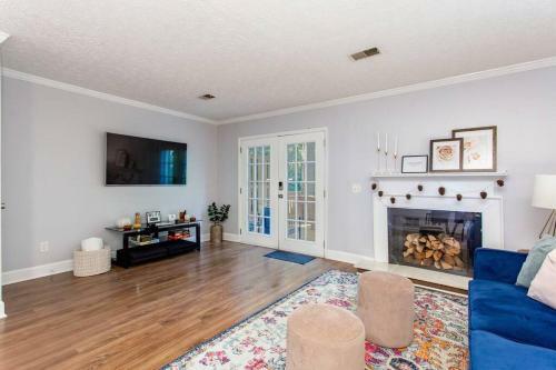 Weekdays Discounted - Every Bedroom With Tv!