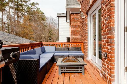 Spacious And Luxurious Home In Metro Atlanta