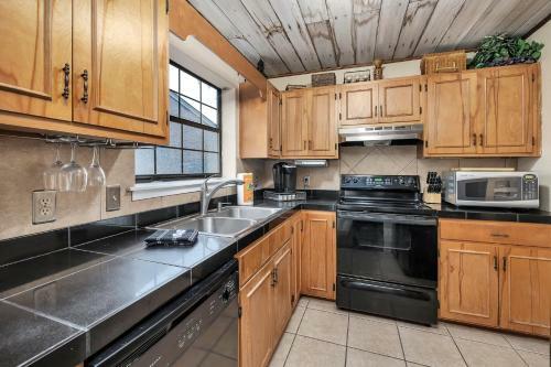 Brockinton South - 2 Bed - 2bath Duplex In Brockinton On St Simons Island