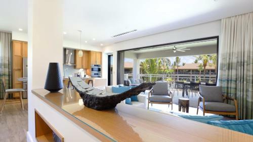 Maui Westside Presents - Luana Garden Villas 18c