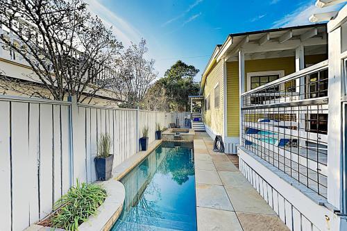 Longboard House
