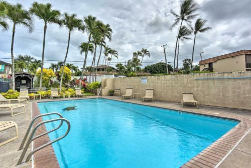 Apartamento Comfy Tropical Condo With Pool - Walk To Beach!