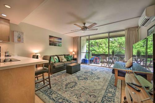 Apartamento Comfy Tropical Condo With Pool - Walk To Beach!