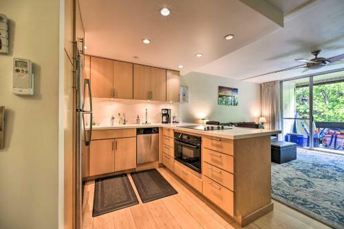 Apartamento Comfy Tropical Condo With Pool - Walk To Beach!