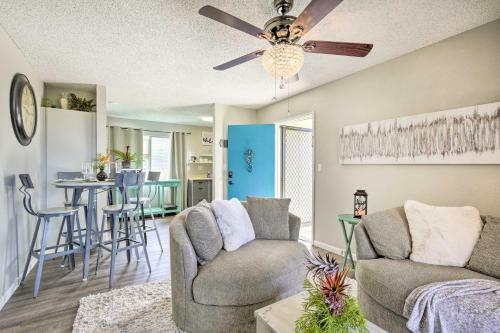 Apartamento Sunny Central Condo With Lanai And Pool Access!