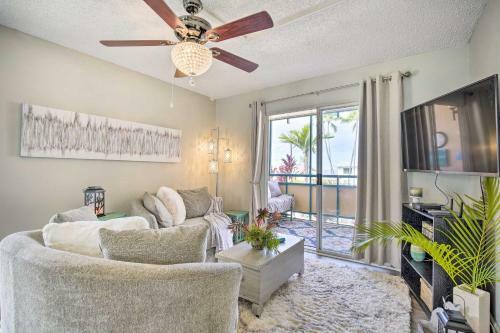 Apartamento Sunny Central Condo With Lanai And Pool Access!