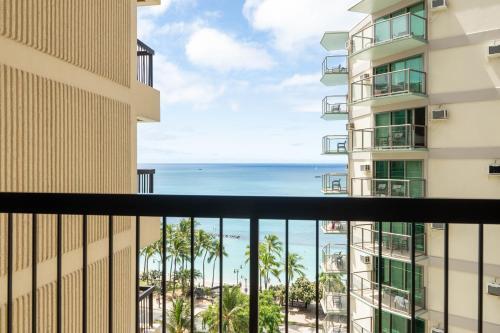 Apartamento Waikiki Beach Tower 1104 Condo