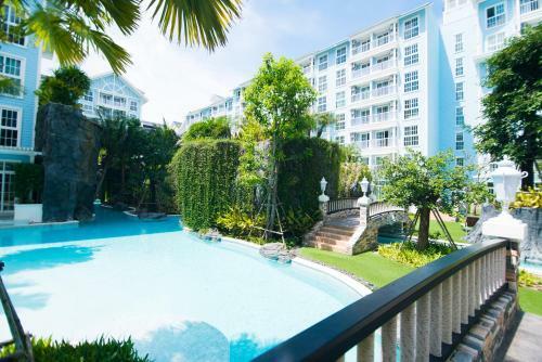 Apartamento Grand Florida Pattaya