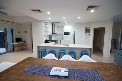 Apartamento Alexandra Headland Luxury Townhouse