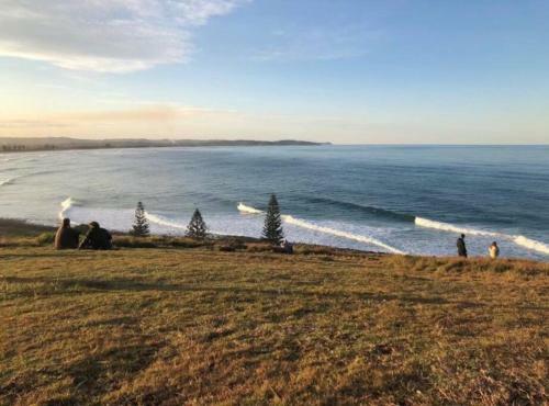 Twin Palms Lennox - Centrally Located With Ocean Views.