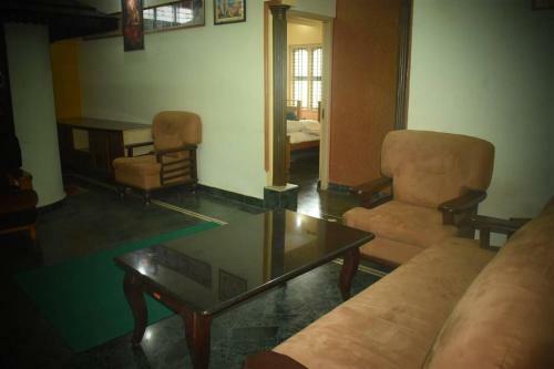 Reunion Villa Abode