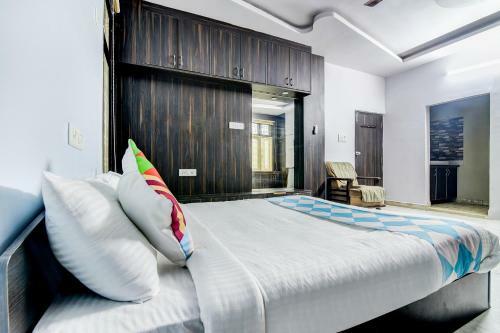 Hostal Oyo Home 60375 Peaceful Stay Villa