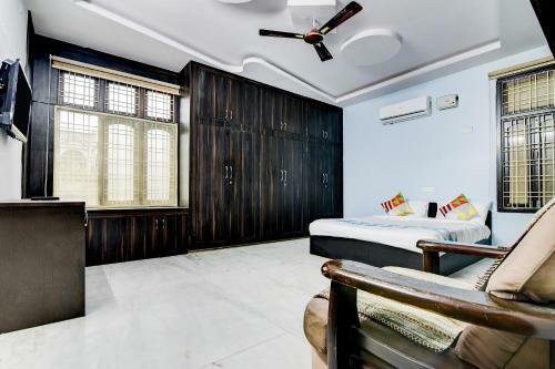 Hostal Oyo Home 60375 Peaceful Stay Villa