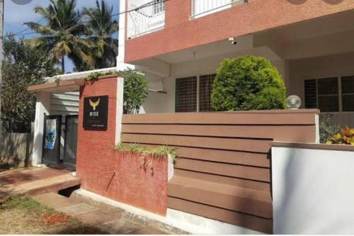 Apartamento Shav?san? Homestay