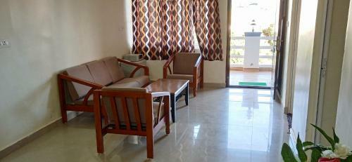 Hotel Hill Top Individual Cottage Ooty