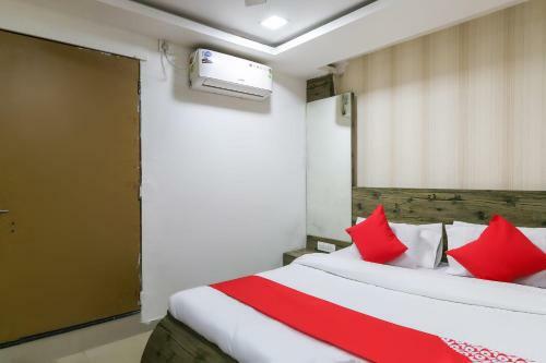 Oyo 66259 Hotel Krishna