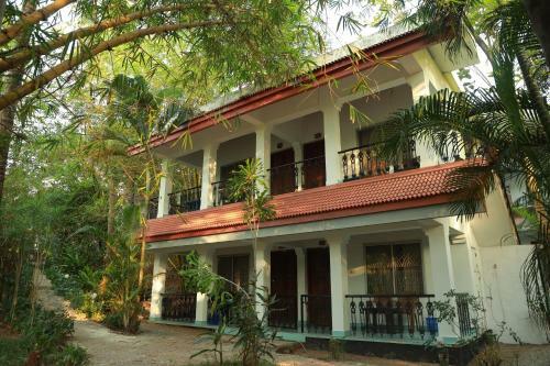 Bed & Breakfast Palm Beach Ayurvedic Resort