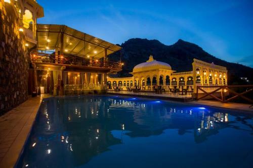 Hotel Badi Garh Palace Resort & Spa