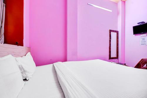 Oyo 86269 Hotel Lake City