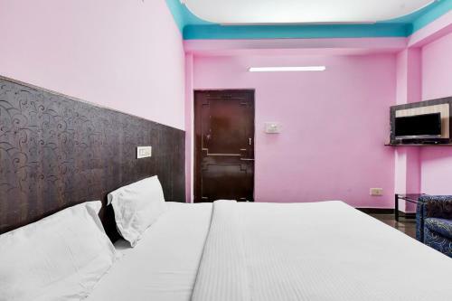 Oyo 86269 Hotel Lake City
