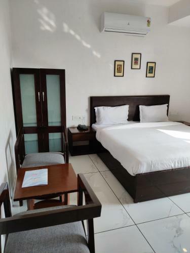 Hotel Nikanshvee, Udaipur