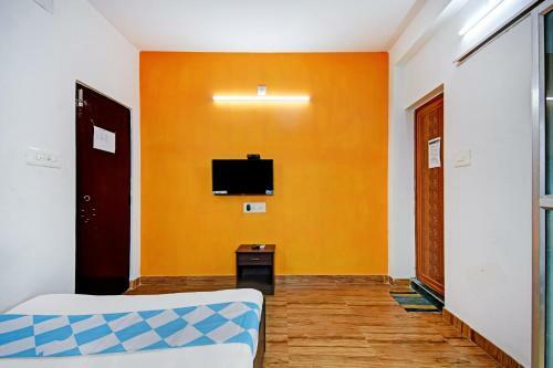 Hostal Oyo 80645 Rose Inn