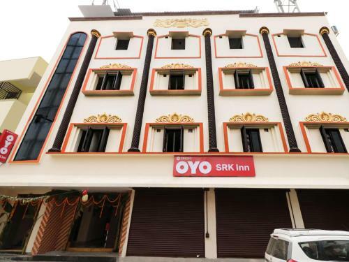 Hotel Oyo 29000 Sk Grand