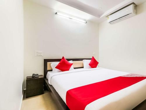 Hotel Oyo 29000 Sk Grand