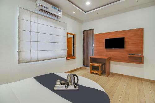 Townhouse Oak Hotel S V Grand