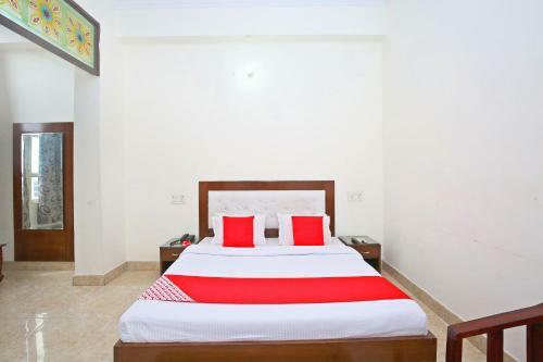 Hotel Oyo 12766 Nimantran Resort