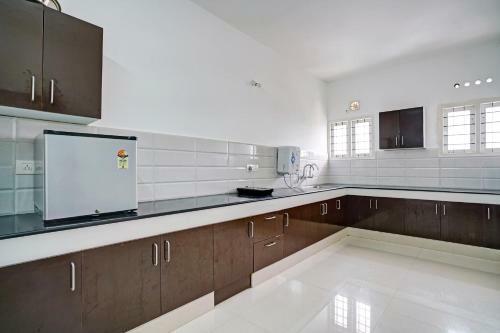 Hotel Capital O 85602 Ecstasy Appartment