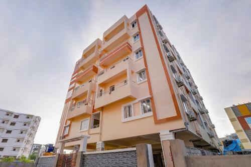 Hostal Oyo 33417 Compact Stay Near Jntu