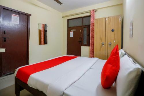 Hotel Oyo 74693 Jmd Guest House