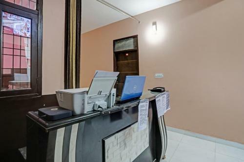 Oyo 84383 Hotel Sweet Residency