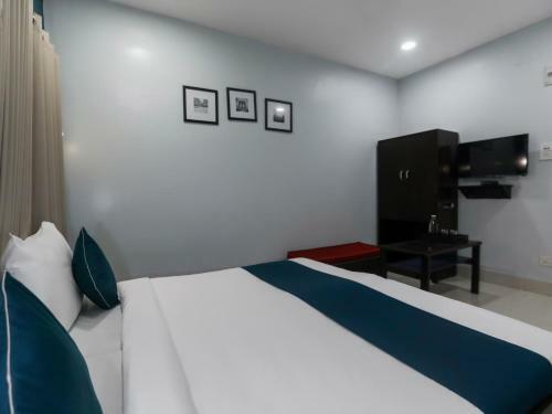 Hotel Silverkey Executive Stays 42728 Rianna Inn