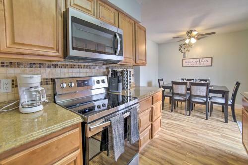 Apartamento Idaho Falls Condo With Deck Less Than 2 Mi To Riverwalk