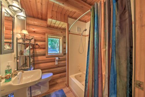 Large Cabin With Fire Pit And Grill On 34 Acres!