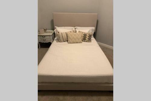 Apartamento Upscale & Cozy 2bd 1bt Apt Mins From Dwntwn Beach